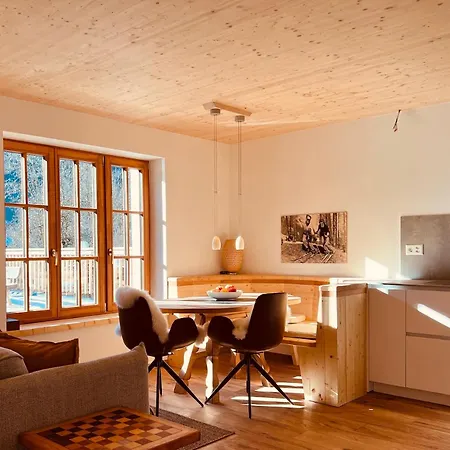 公寓 Modernes Bergchalet Mit Und Sonnenterrasse