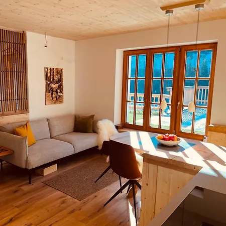 Modernes Bergchalet Mit Und Sonnenterrasse