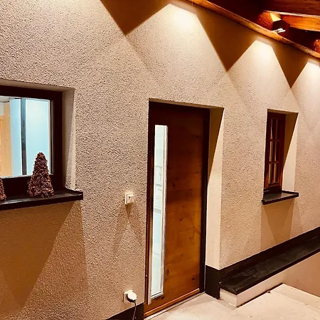 Modernes Bergchalet Mit Und Sonnenterrasse * 克洛斯特斯
