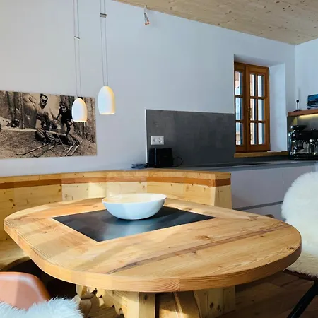 Modernes Bergchalet Mit Und Sonnenterrasse Apartment