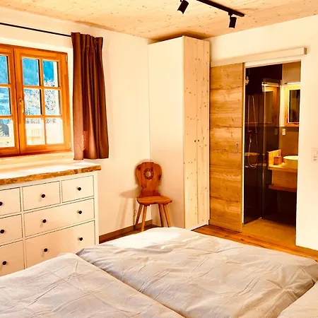 Apartment Modernes Bergchalet Mit Und Sonnenterrasse Klosters-Serneus