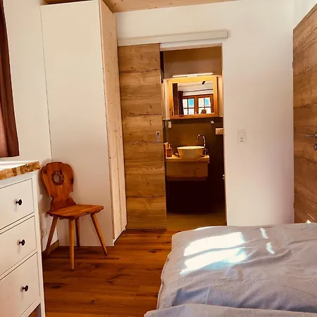 Apartment Modernes Bergchalet Mit Und Sonnenterrasse Klosters-Serneus